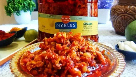 Ginger Garlic Pickle Shreya Snacks